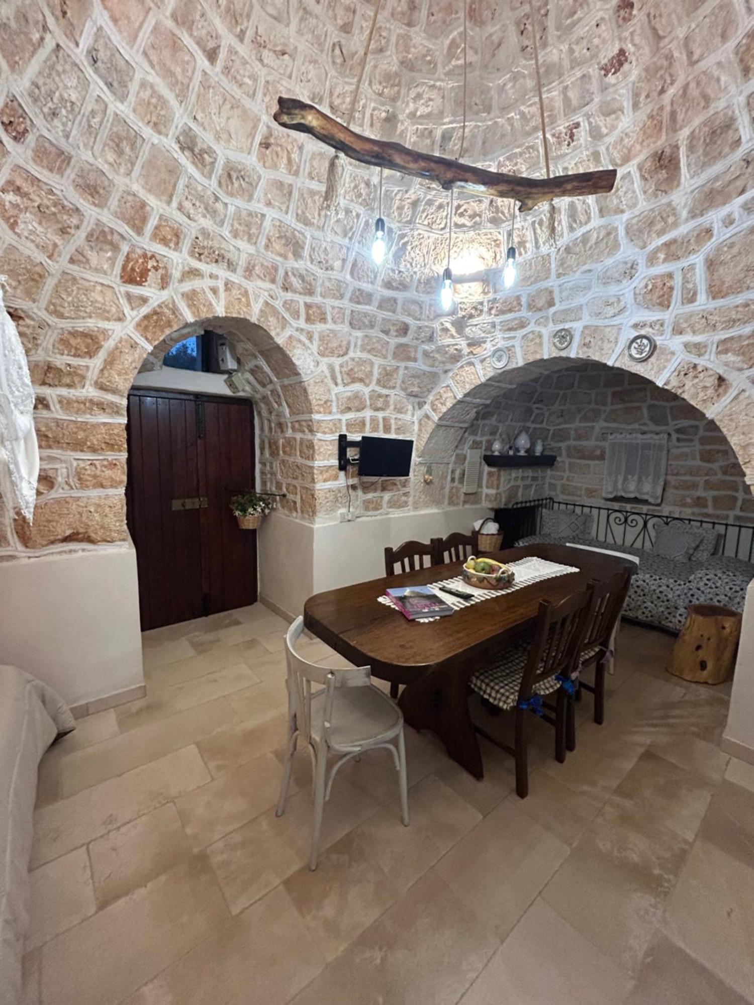 Trullo Elisabetta Villa Челие Месапика Екстериор снимка